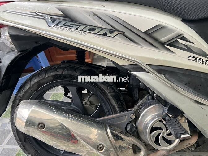 Chính chủ bán xe Honda -vision màu trắng