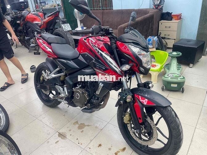 Kawasaki Bajaj Ns200 máy zin biển số thành phố