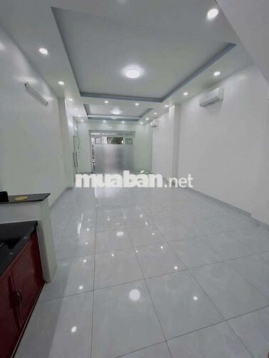 Nhà mới đẹp rẻ hẻm thông xe tải thống nhất 5x20 đúc 3 lầu giá rẻ 23tr