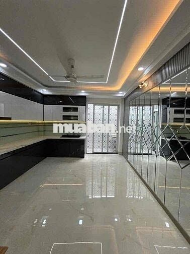 Nhà 5 tầng mới toanh đẹp (4m x 14m) Hương lộ 2