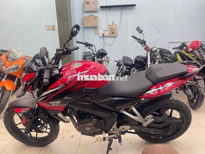 Kawasaki Bajaj Ns200 máy zin biển số thành phố