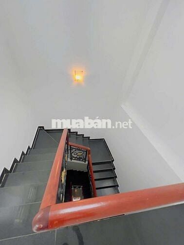 Nhà mới đẹp rẻ hẻm thông xe tải thống nhất 5x20 đúc 3 lầu giá rẻ 23tr