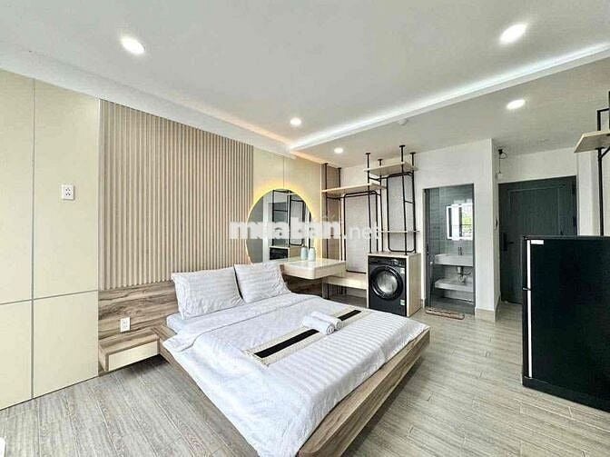 CĂN HỘ FULL NT MÁY GIẶT RIÊNG LUXURY BANCOL TÁCH BẾP NGAY NGUYỄN OANH