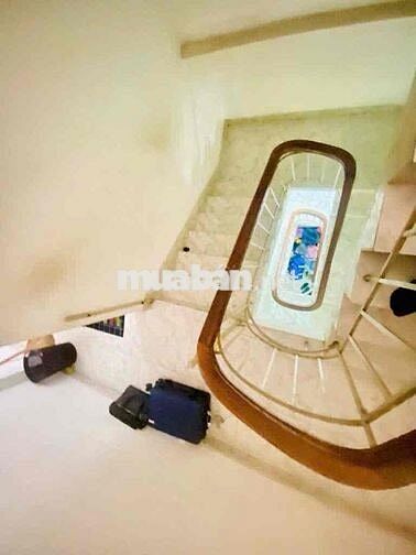 Nhà mặt tiền kinh doanh đẹp (3,4m x 18m) Lý Nam Đế q11