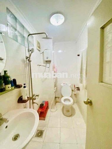 Nhà mặt tiền kinh doanh đẹp (3,4m x 18m) Lý Nam Đế q11