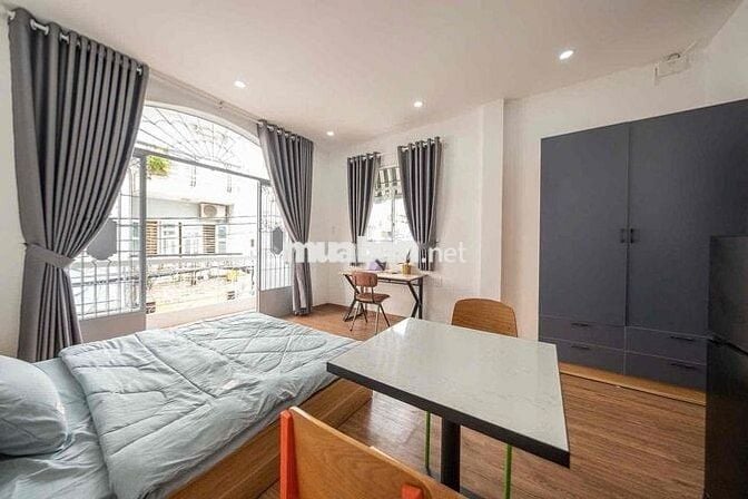 Studio Ban Công 30m2 - Ngay Phan Xích Long