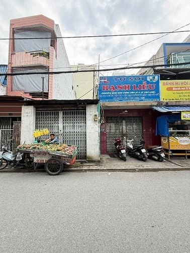 Bán nhà 17 Trần Mai Ninh, P.12, Q.Tân Bình, khu Bàu Cát, giá tốt