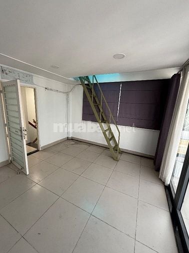 Cho thuê nhà phố 95 Đường Hoa Đào, 37 triệu VND, 40 m2, 4 tầng + trệt 