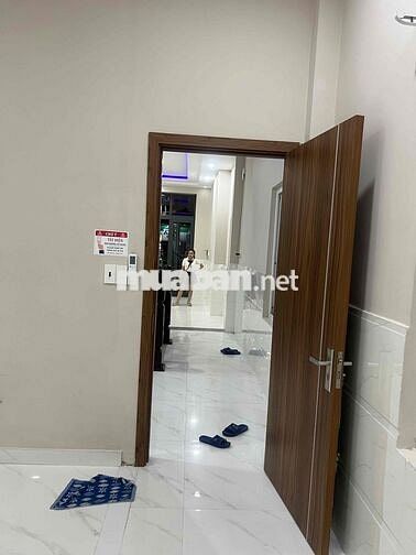 Cho thuê nhà 3 tầng 61 Nguyễn Thiện Kế