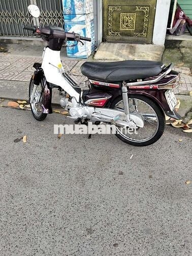 Xe máy Honda Dream màu nâu trắng