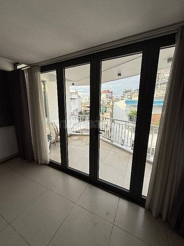 Cho thuê nhà phố 95 Đường Hoa Đào, 37 triệu VND, 40 m2, 4 tầng + trệt 