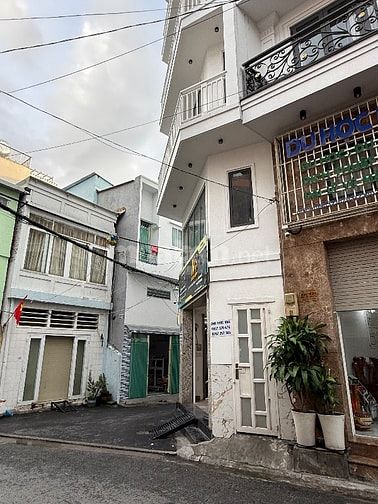 Cho thuê nhà phố 95 Đường Hoa Đào, 37 triệu VND, 40 m2, 4 tầng + trệt 