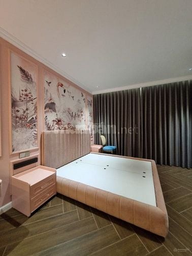 Bán biệt thự 7 x18 ,1 hầm 3 lầu khu dân cư ven sông 23,2 tỷ