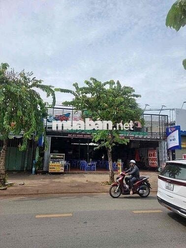 Bán Gấp Nhà Mt đg SONG HÀNH, TRUNG CHÁNH, Dt: 10x20m đã tách làm 2 Sổ