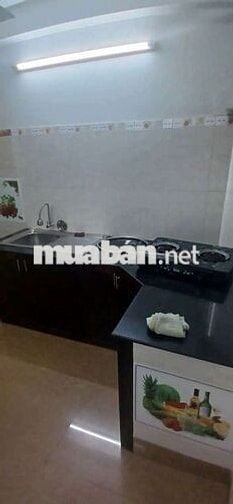 Cho thuê nhà nguyên căn.Đường Cách Mạng Tháng Tám.Phường 7.Q. Tân Bình