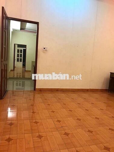 Hẻm xe tải Quận 11, dt: 4,5x16m trệt lầu, giá 15,5 triệu