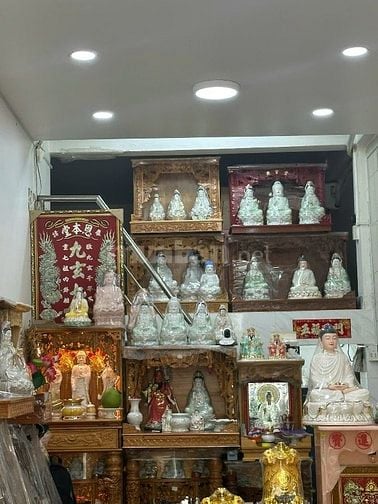 CHO THUÊ NHÀ MẶT TIỀN TRỆT TRƯỚC NGUYỄN TRÃI Q5