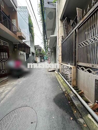 bán nhà h4m võ thành trang p11 tân bình. DT: 5m2 x 2m7 trêt lầu 2ty1