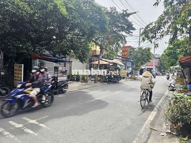 BÁN NHÀ 4 TẦNG, HAI MẶT TIỀN ĐƯỜNG XE TẢI, VỈA HÈ, THÔNG QL22, GIÁ 7.5