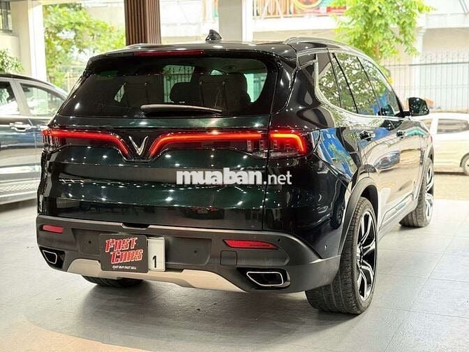 Vinfast Lux SA2.0 2021 Premium, màu xanh,26000 km