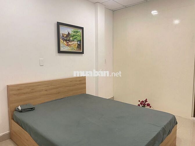 Cho thuê phòng trọ 40m2 đường Nguyễn Du, Quận 1