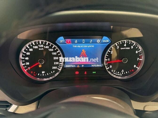 Vinfast Lux SA2.0 2021 Premium, màu xanh,26000 km