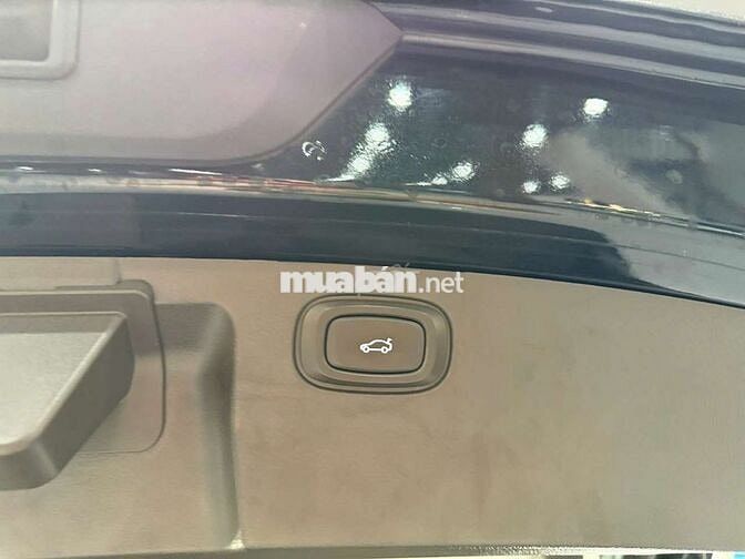 Vinfast Lux SA2.0 2021 Premium, màu xanh,26000 km