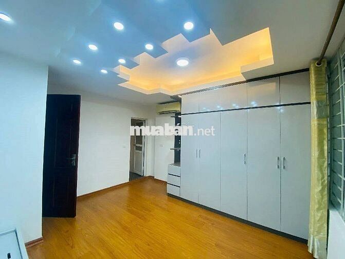 Bán nhà đường Láng - 15m ra mặt phố - 5 tầng x 6 pn - 36m2- nhỉnh 9 tỷ