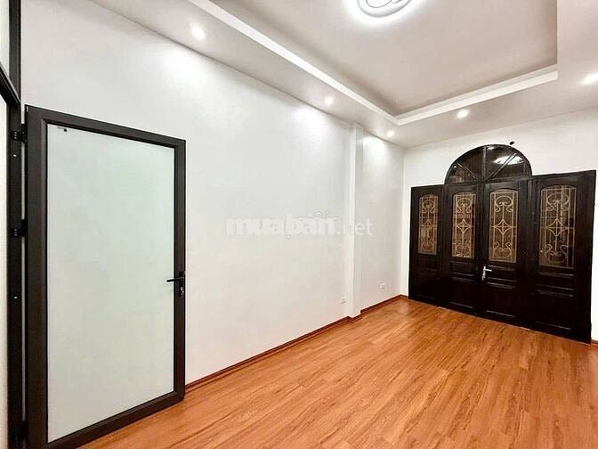 Văn Chương 38m² 4T 3PN 7.95 Tỷ Đống Đa – NHÀ ĐẸP GẦN HỒ, FULL NỘI THẤT