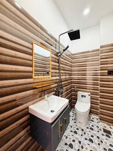 Nhà đẹp ngay trung tâm Võ Thị Sáu, Q3, giá chỉ 2,55tỷ, hẻm oto