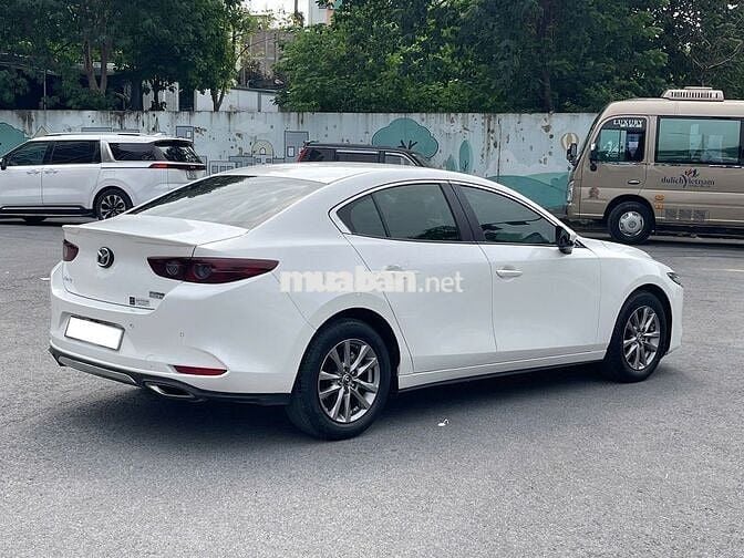 Mazda 3 2022 1.5L Luxury - 50000 km