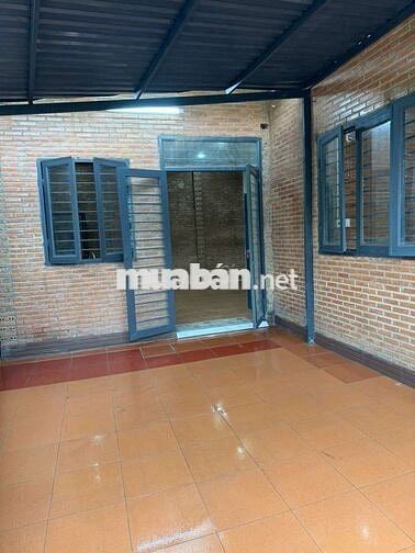 Nhà 135m2 hẻm xe hơi có sân vườn to đừong Huỳnh Văn Lũy sổ riêng mới