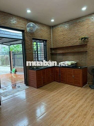 Nhà 135m2 hẻm xe hơi có sân vườn to đừong Huỳnh Văn Lũy sổ riêng mới