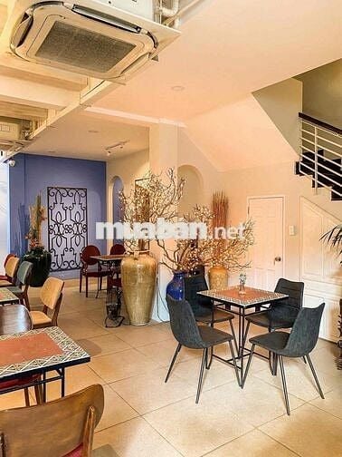 cho thuê nhà mặt tiền hoa đào diện tích 8x18m giá 40tr