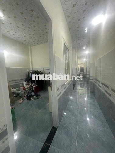 Mới xây mới keng trệt lầu 4.2*18; 3pn có 2 máy lạnh