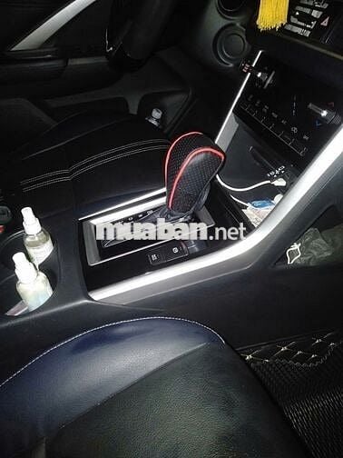 Xe Gia Đình Mitsubishi Xpander Cross 2022