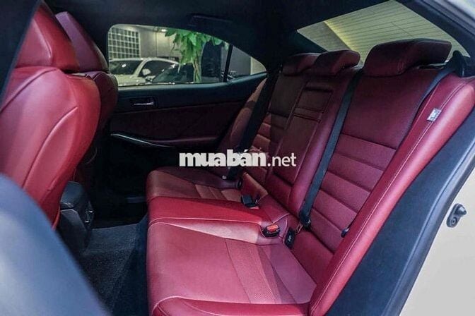 Lexus IS 2013 - 49000 km