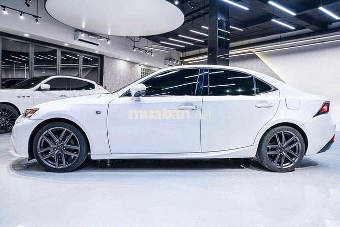 Lexus IS 2013 - 49000 km