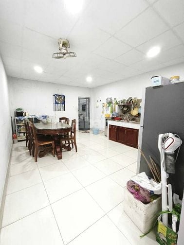 4×22.Nhà hẻm xe hơi thông, Chỉ 5.1 tỷ dân cư đông ngay chợ trần thị cờ