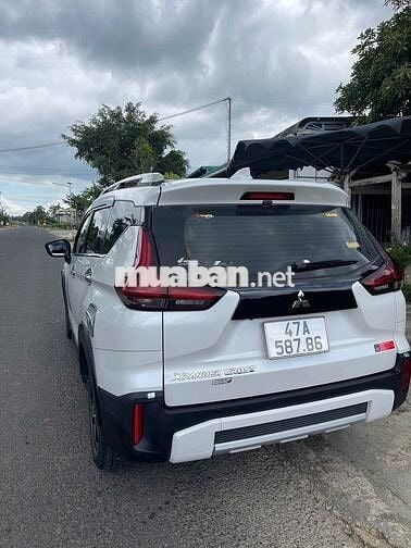Xe Gia Đình Mitsubishi Xpander Cross 2022