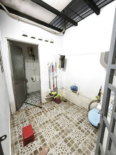 4×22.Nhà hẻm xe hơi thông, Chỉ 5.1 tỷ dân cư đông ngay chợ trần thị cờ