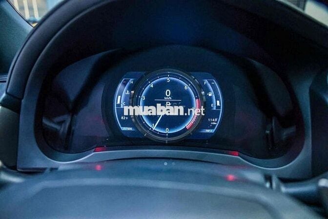 Lexus IS 2013 - 49000 km