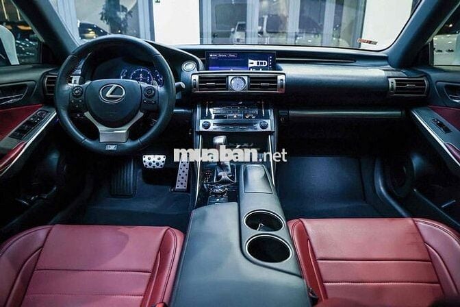 Lexus IS 2013 - 49000 km