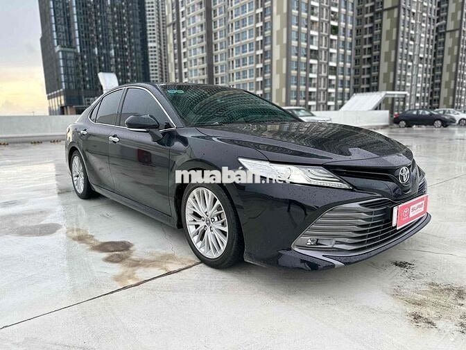 Toyota Camry 2020 2.5Q - 48000 km xe HÃNG BH 1 năm