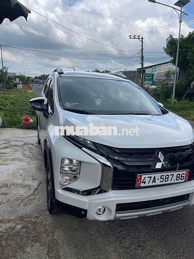 Xe Gia Đình Mitsubishi Xpander Cross 2022