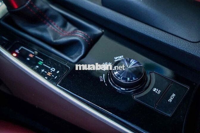 Lexus IS 2013 - 49000 km