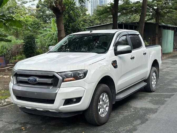 Ford Ranger 2015 XLS 2.2L 4x2 AT Form mới
