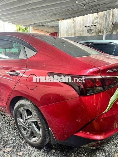 2022 đặt biệt, màu đỏ, như mới, xe trùm mền