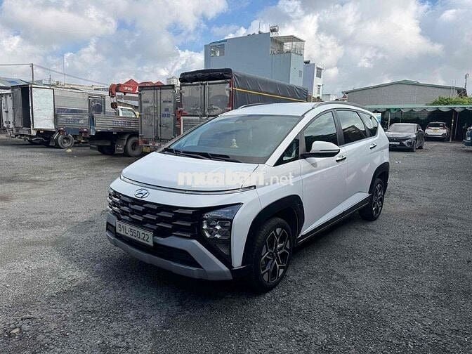 Hyundai Stargazer X Premium 2024