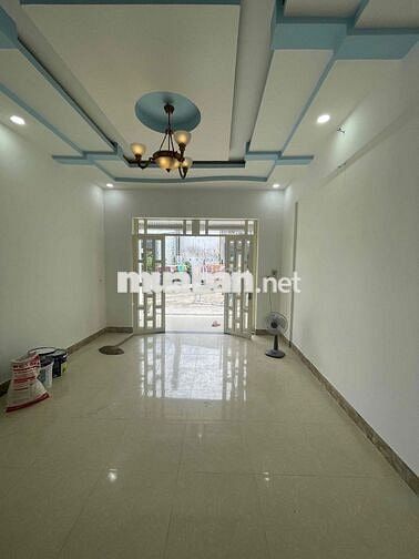 nhà sổ riêng hoàn công giá rẻ. dt 112m2 thổ cư 100% giá 2tỷ6 còn bớt.